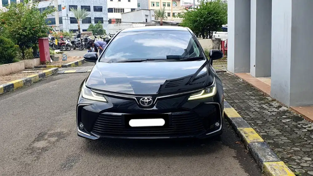 Km24rb toyota corolla altis v matic 2020 hitam