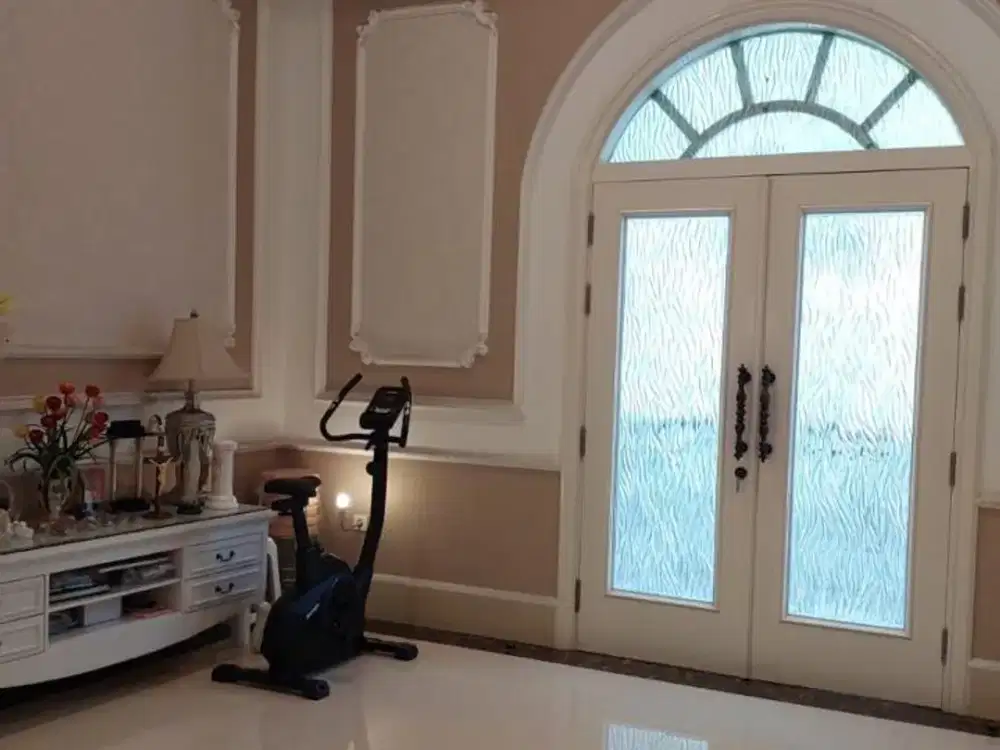 Rumah mewah Sunter Metro 15x20m 3,5 lantai, jalan 3 mobil