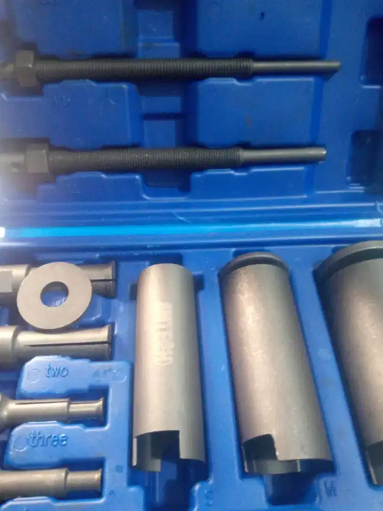 Servis motor panggilan