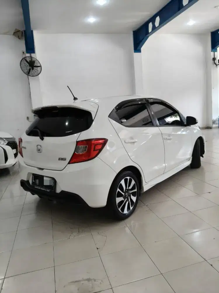 Honda Brio RS 2021 Matic Putih Favorit