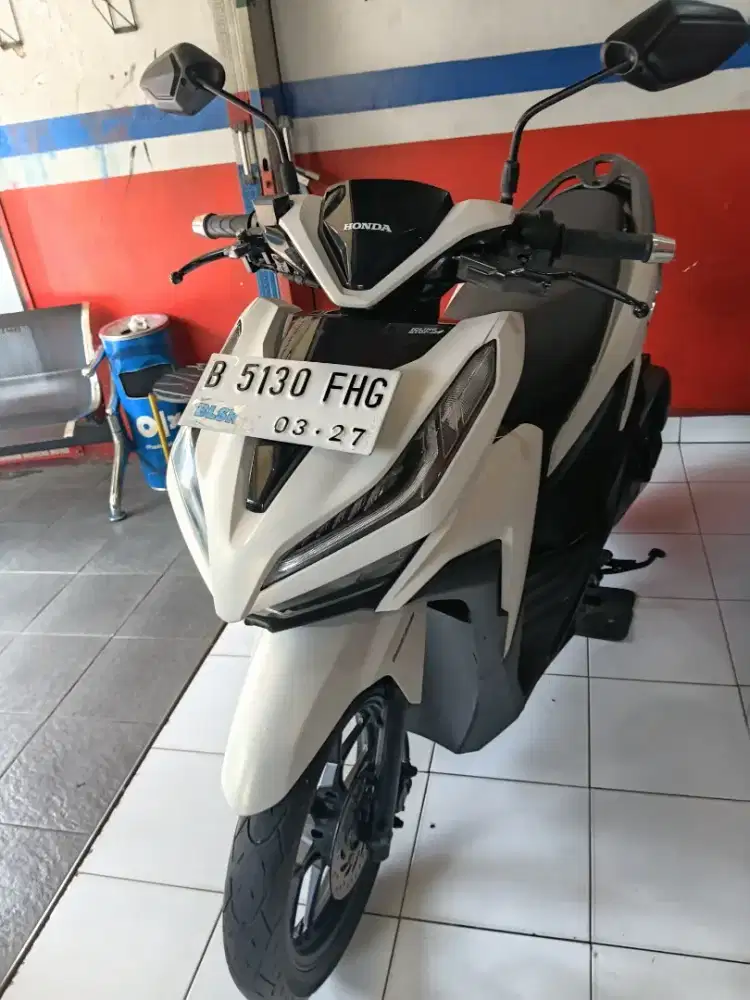 VARIO 125 CBS ISS KREDIT MURAH DP 1JUTA SYARAT KTP&KK