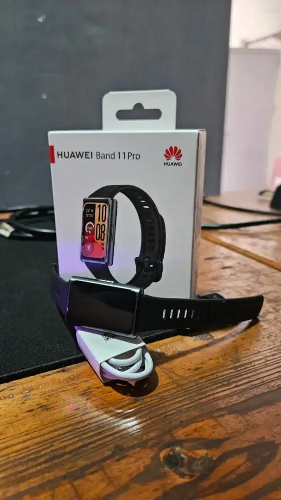 Huawei band 11 pro smartwatch