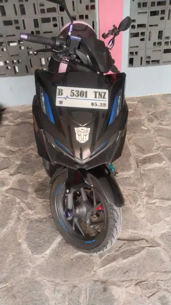 Vario 160 CBS Black