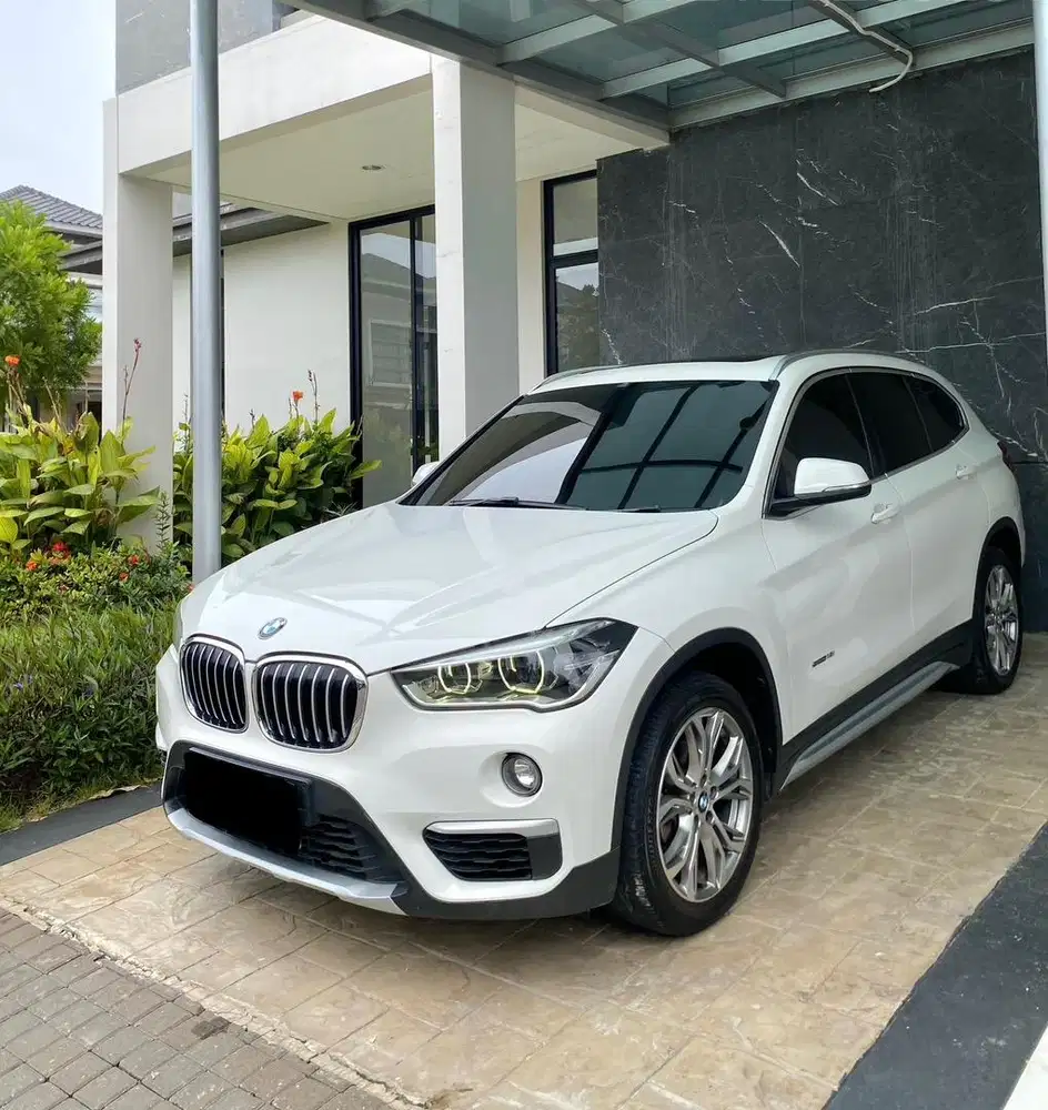 MILIK PRIBADI BMW X1 SDRIVE 18l F48 ex Mobil Kesayangan Tangan pertama