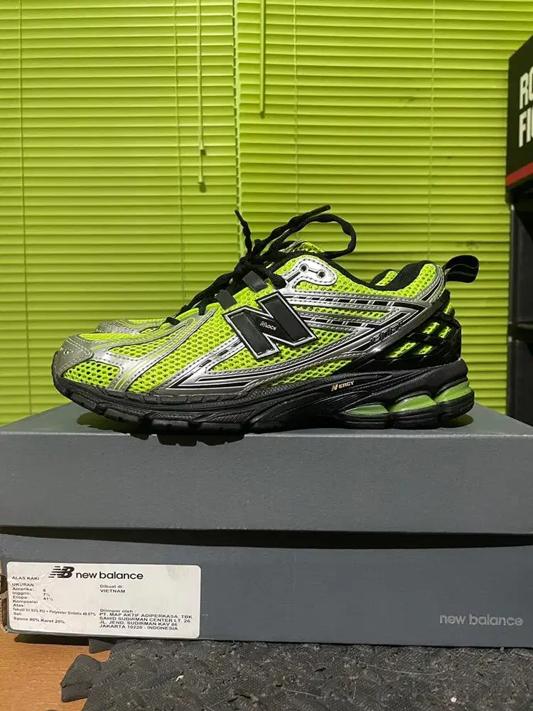 New balance 1906r used size 41 1/2