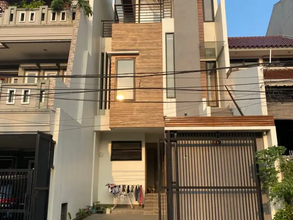 Rumah minimalis Sunter Sacna Nusantara 6x16m 3,5 lantai