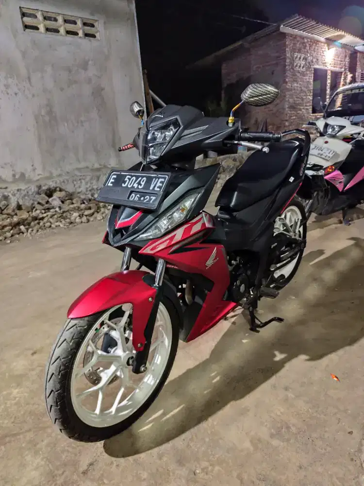 HONDA SUPRA GTR 150 EXCLUSIVE