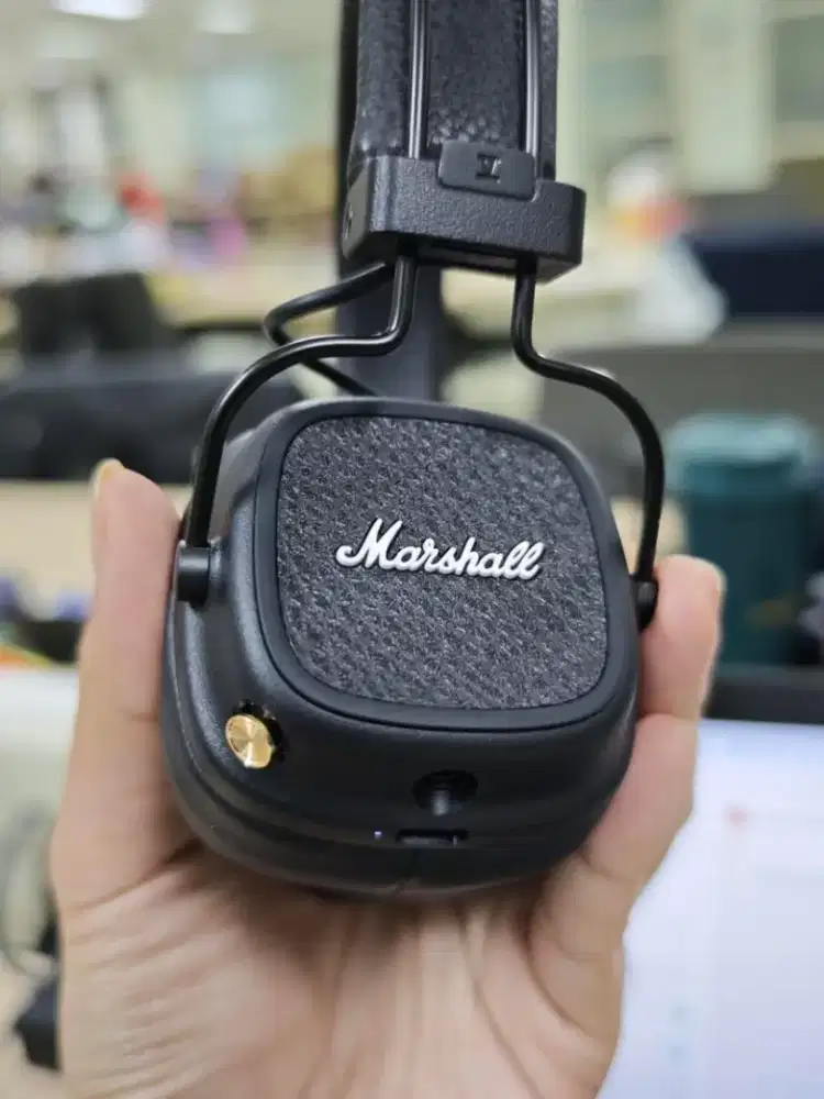 MARSHALL MAJOR V on ear wireless bluetooth headphone