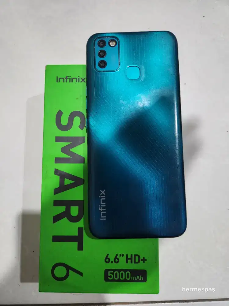 Infinix smart 6 ram 3/64 + dus