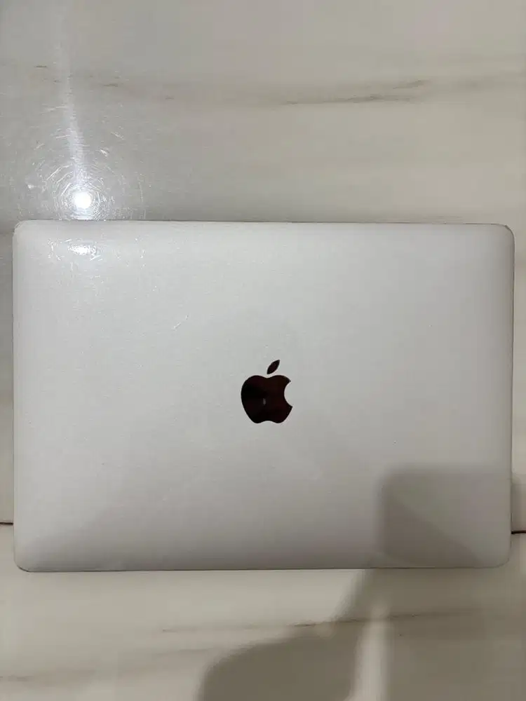 Macbook Pro M1 RAM 8 / 512 SSD Storage