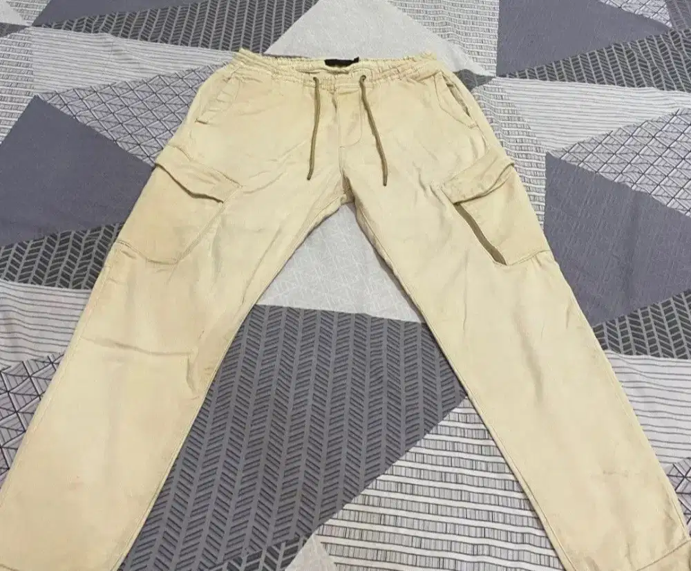 Celana pull & Bear original