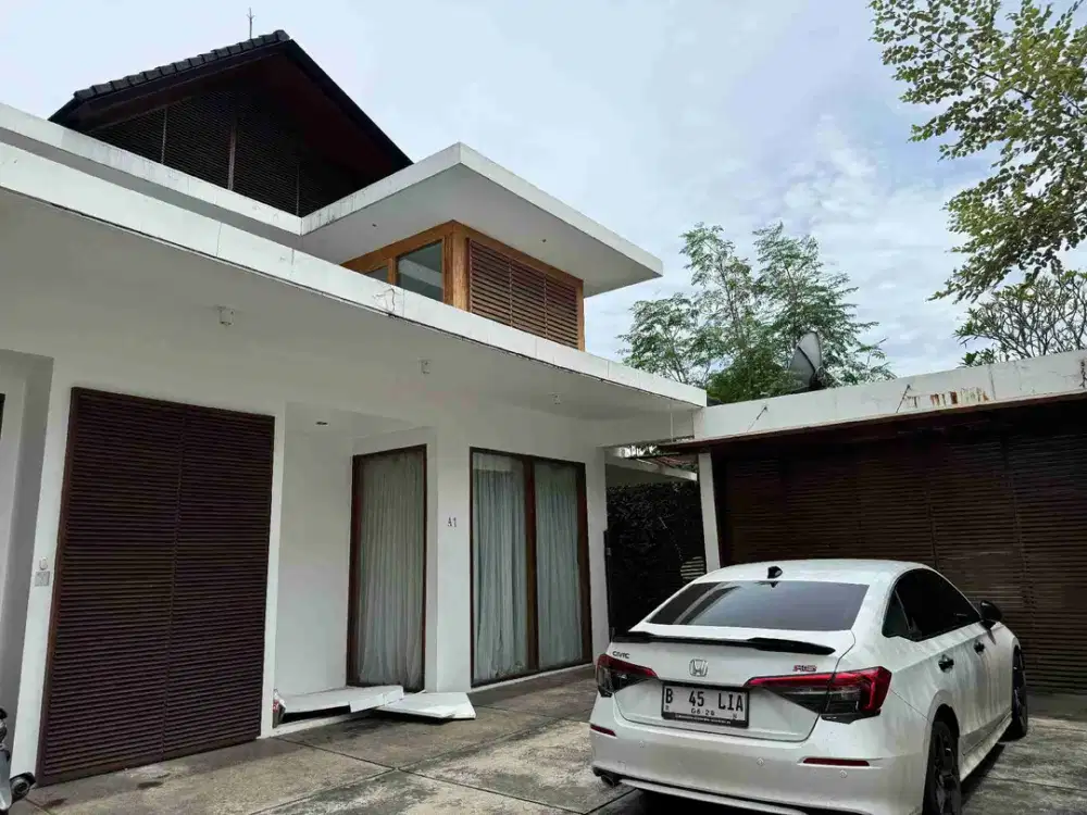 Rumah mewah ada foolnya di Mampang jakarta pusat