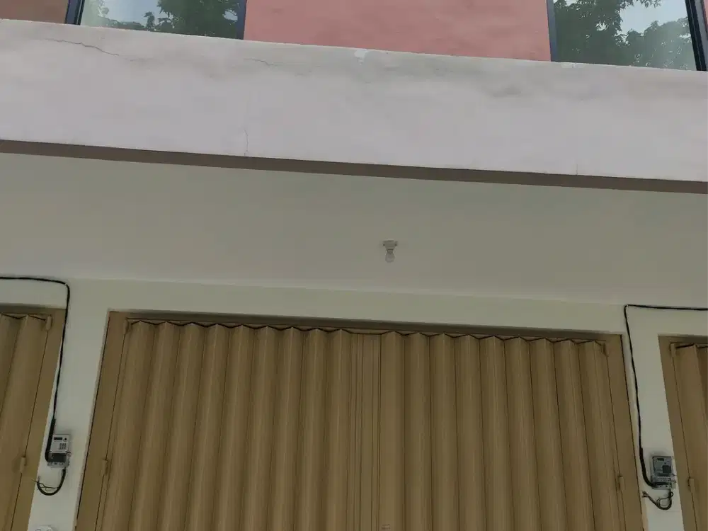 Ruko Tengah kota MANYAR JAYA