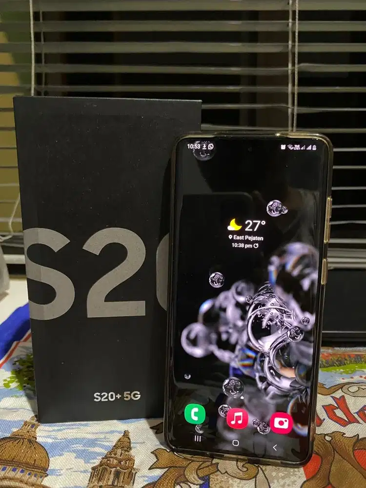 Samsung S20+ 8/128 Hitam