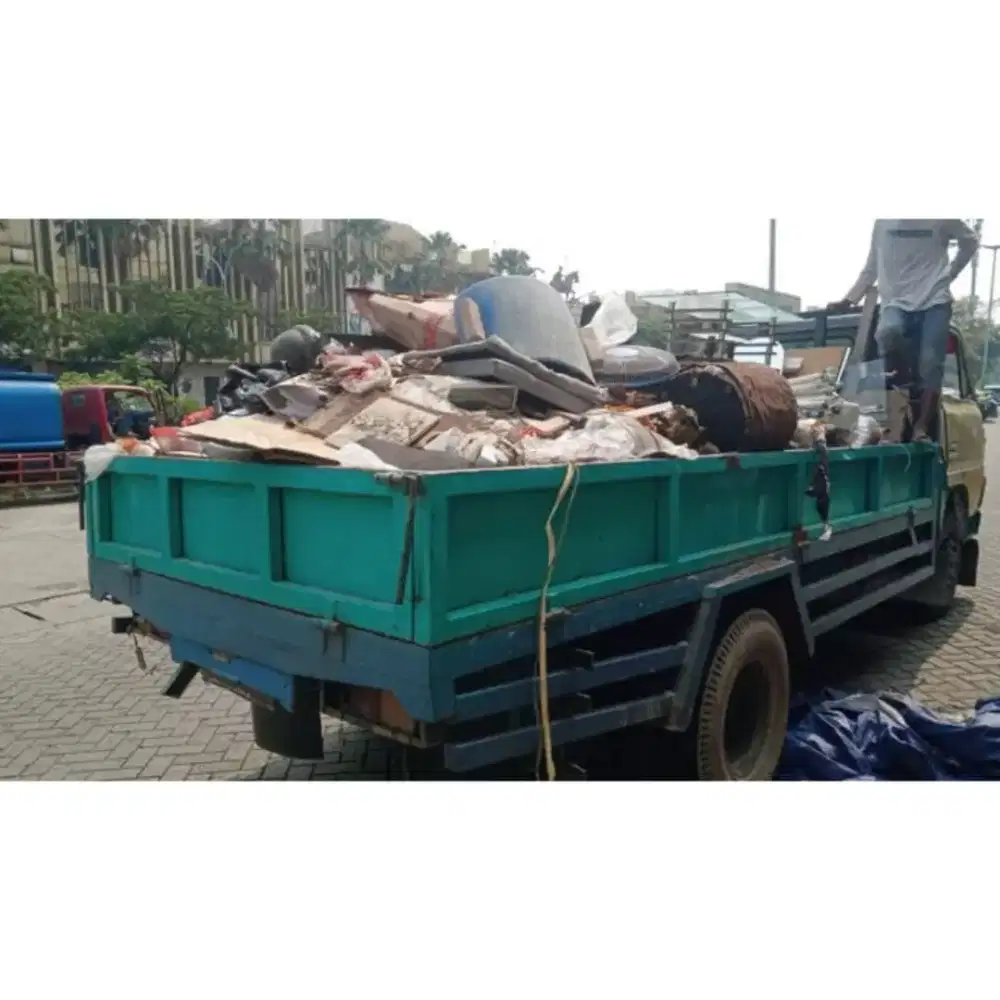 Jasa buang puing - Jasa pembuatan taman - Jasa pengurugan tanah merah