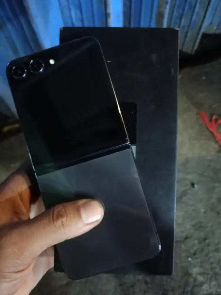 JUAL CEPAT HP SAMSUNG FLIP 5 FULSET