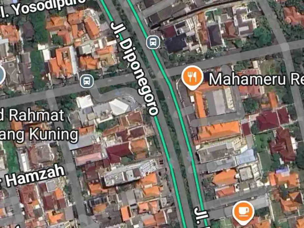 Dijual cepat, murah, strategis, di area komersiil Ry. Diponegoro