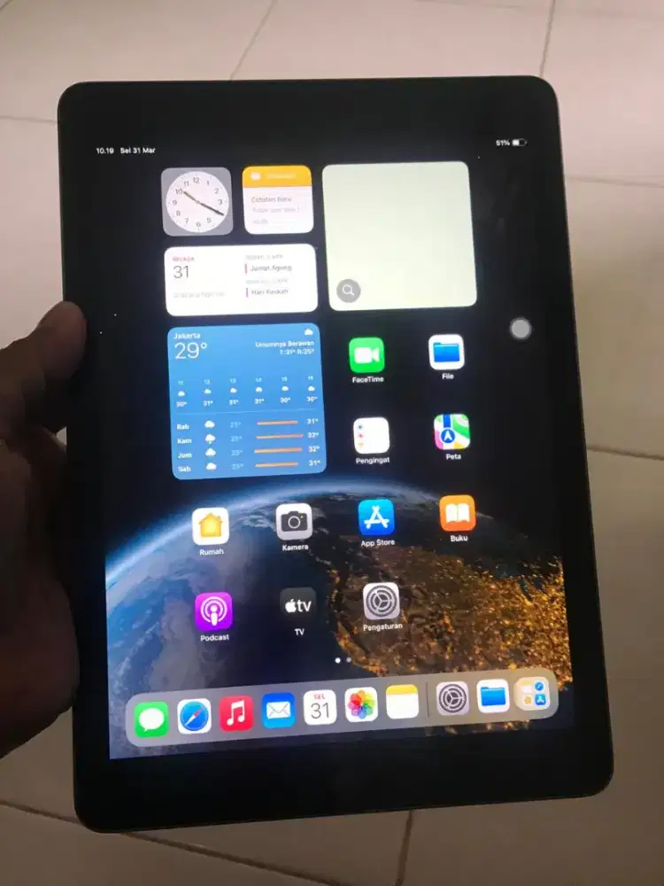 iPad Gen 6th (2018) 32GB WI-FI Mulus Normal Charger Only