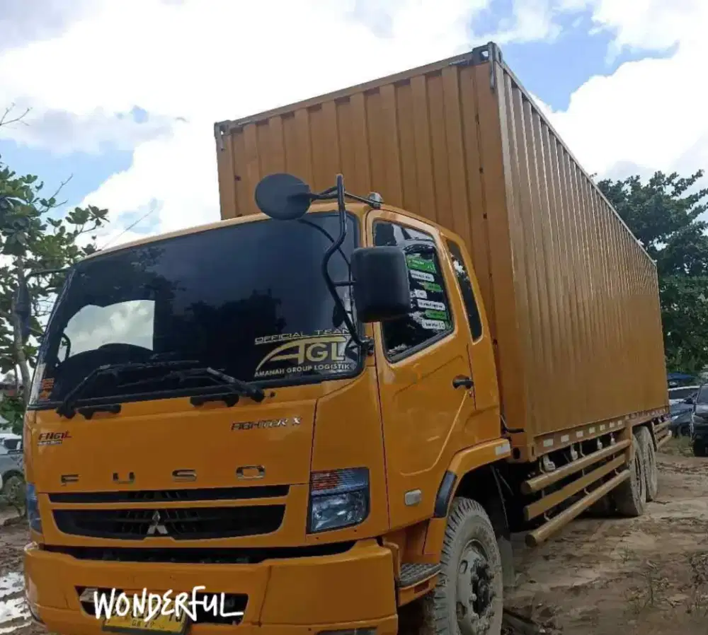 Mitsubishi Fuso FN61Long 270PSHD Tronton Box Besi 9.8mtr BioSolar Hino