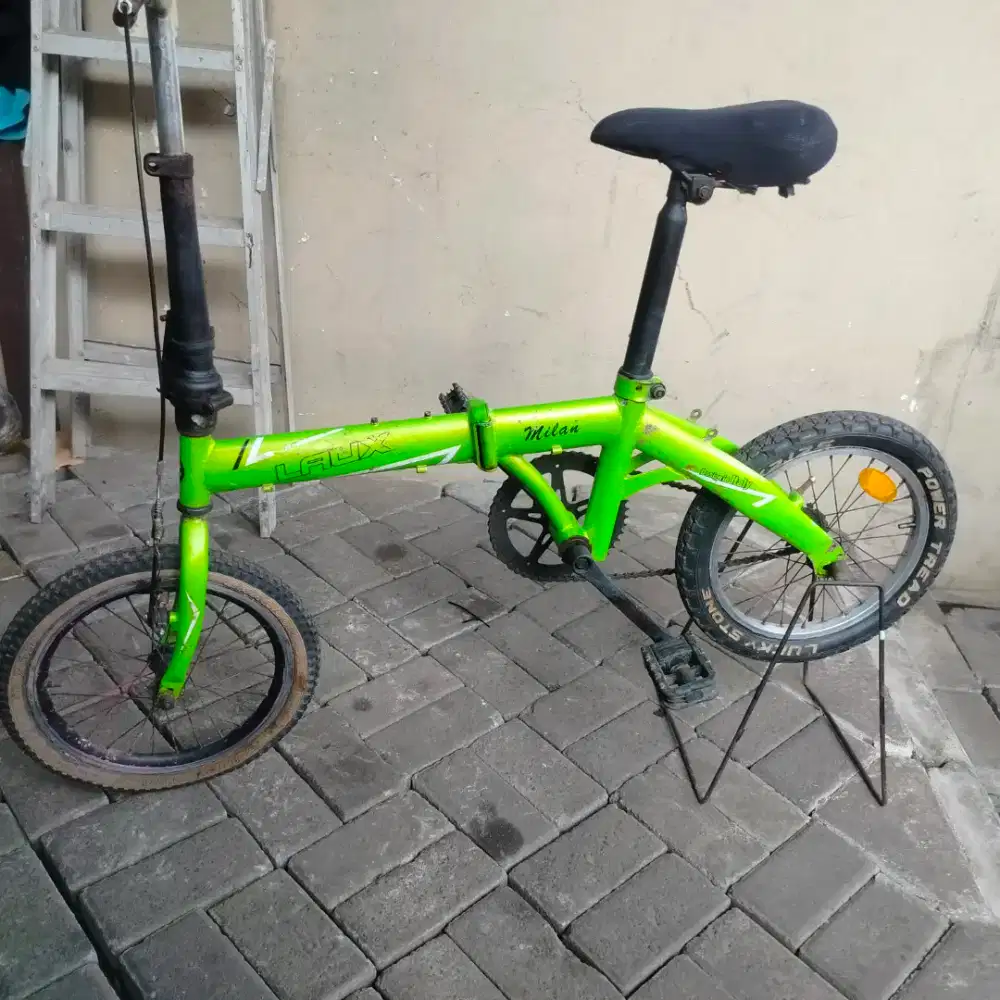 Sepeda laux ring 16