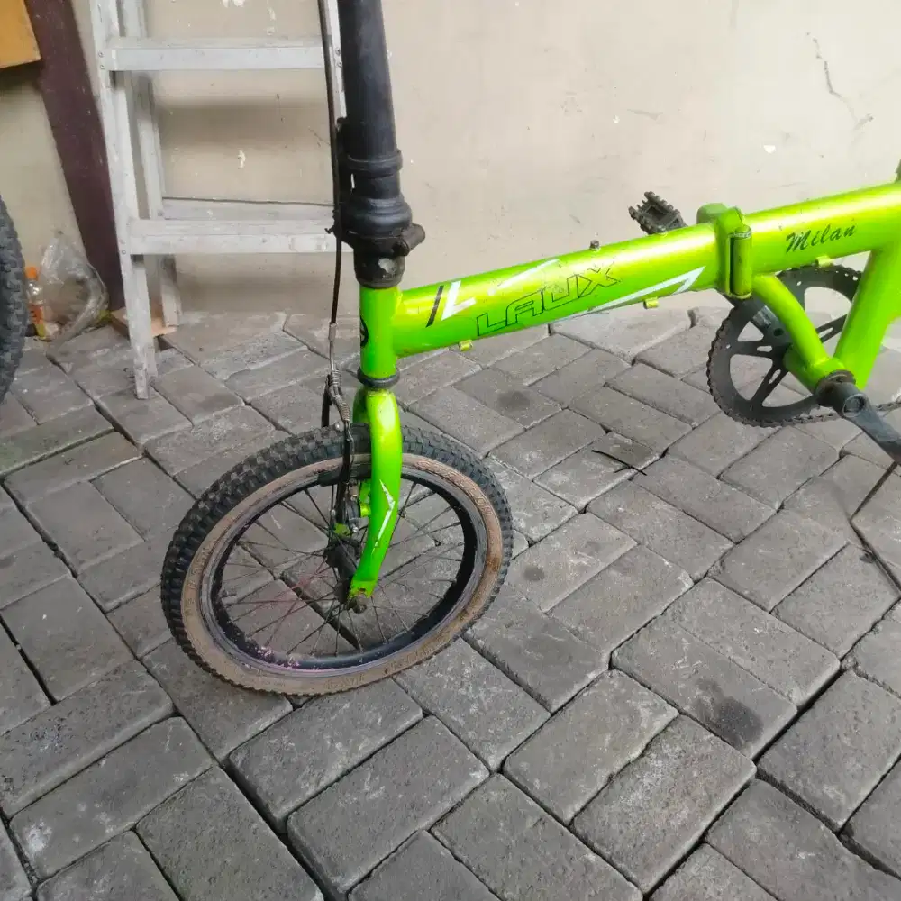 Sepeda laux ring 16