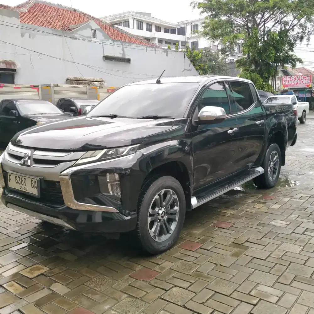 MITSUBISHI TRITON DC 2.4L ULTIMATE A/T 2020 FACELIFT TGN1 DR BARU  ORI