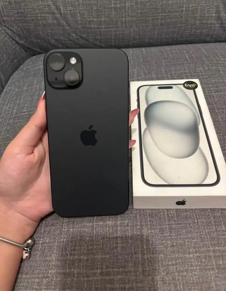 iPhone 15 Plus+ Black 128gb Garansi Resmi iBox Blibli Fullset Nominus