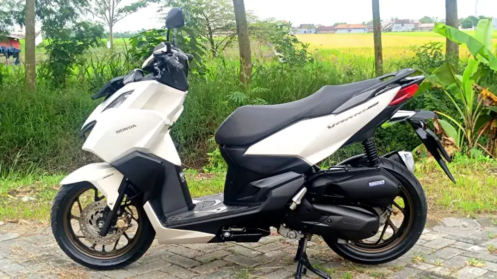 Vario 160 ABS KM 14rb an