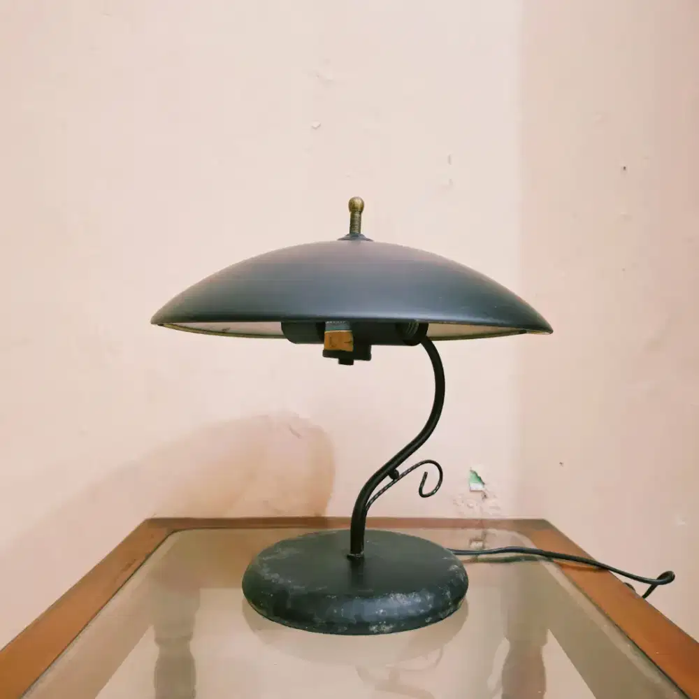 Lampu meja / lampu hias industrial vintage
