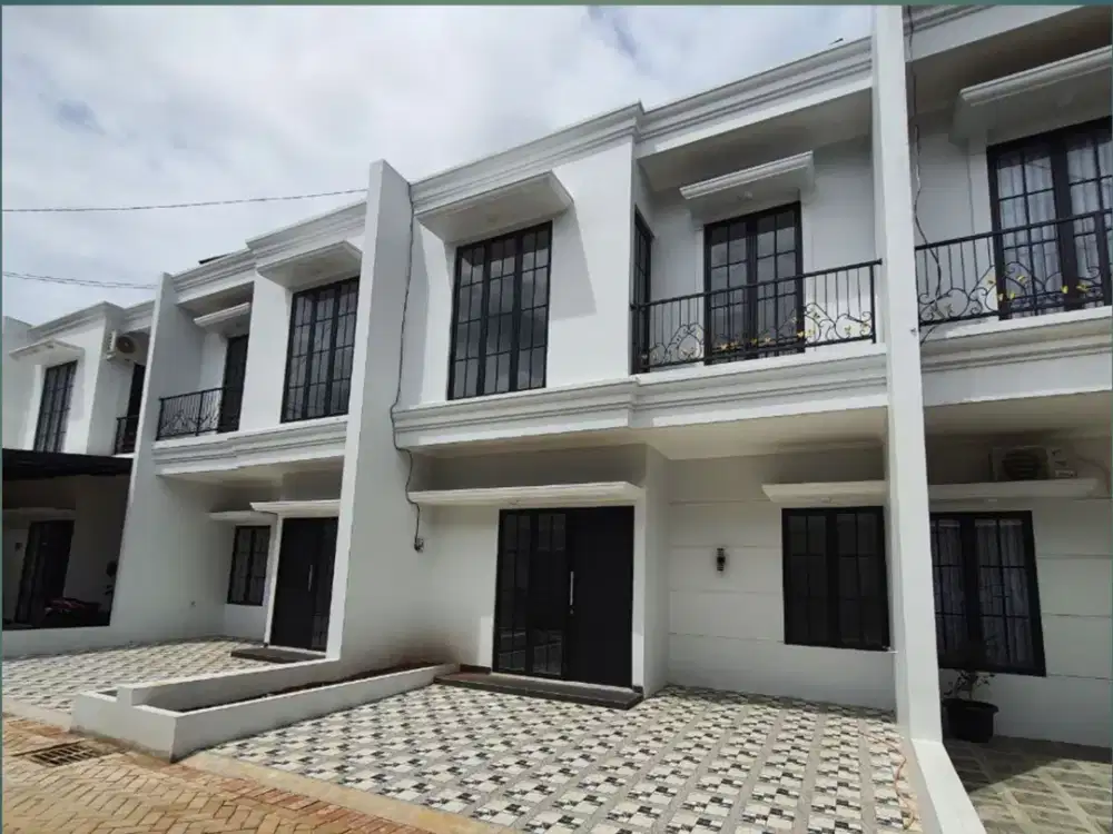 Jual rumah siap huni dekat alun² kota depok