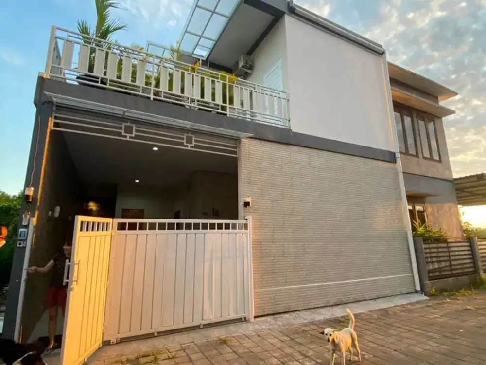 Rumah Tinggal 2 Lantai Full Furnished Dijual, di Jimbaran Area