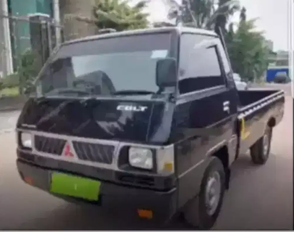 Mitsubishi L300 diesel istimewa siap kerja keluar kota