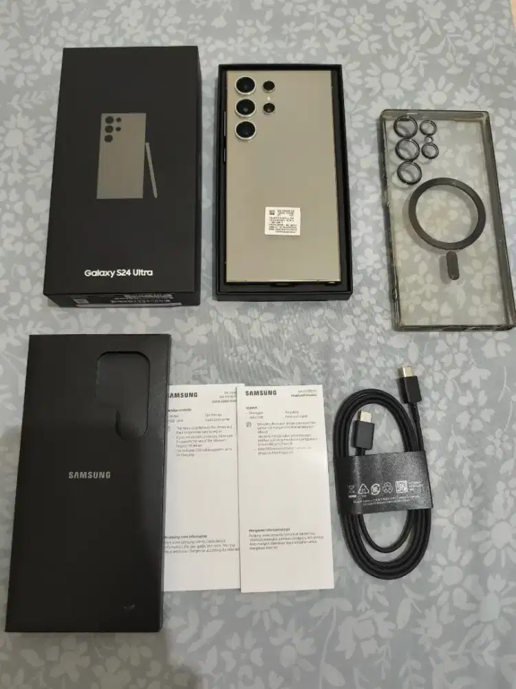 Samsung S24 Ultra 12/512GB Resmi SEIN Fullset original