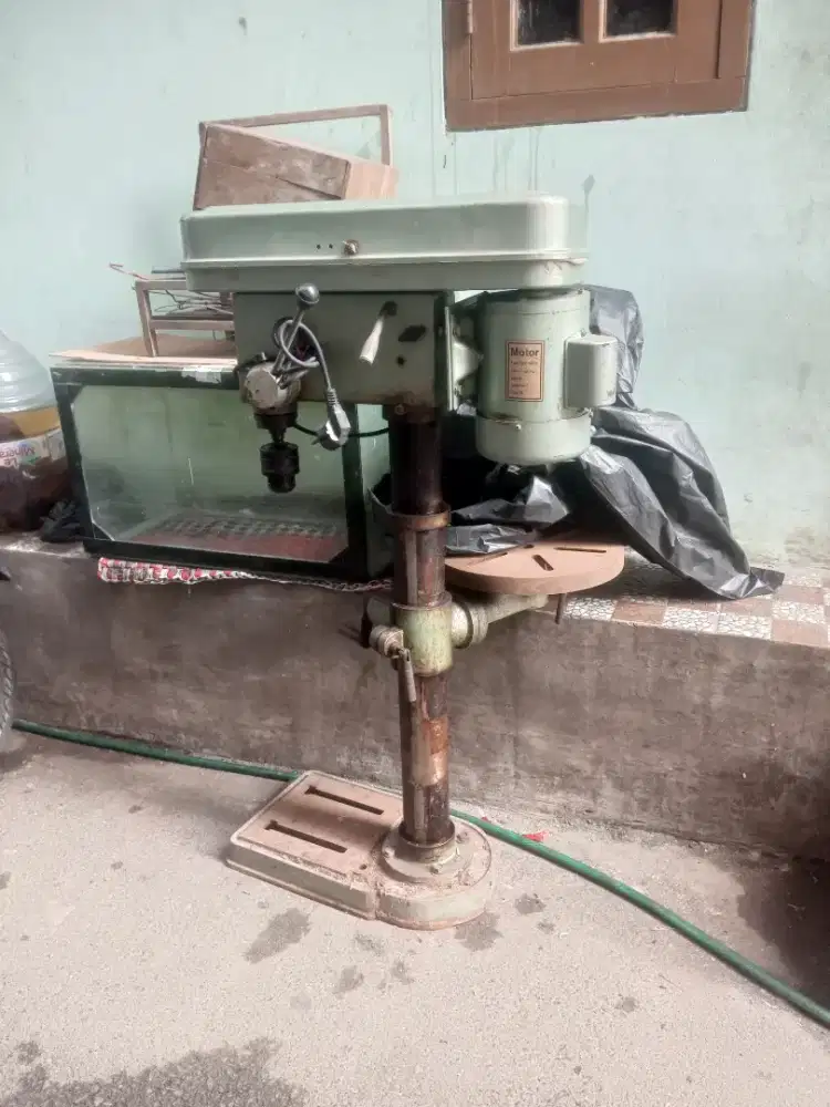 Mesin bor duduk 16mm