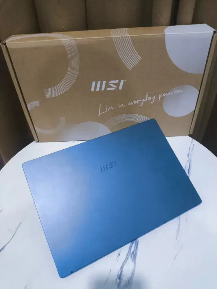 Laptop MSI Modern 14Pro E14J3IMS GEN 11 RAM 8Gb SSD 512GB LIKE NEW
