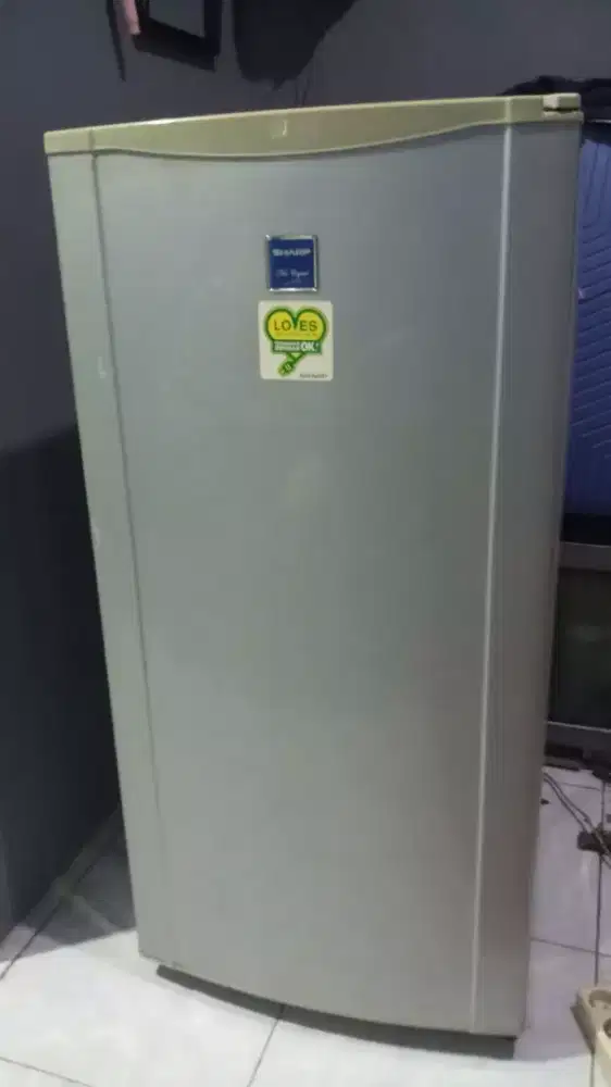 Sharp 1 pintu normal mulus siap pakai