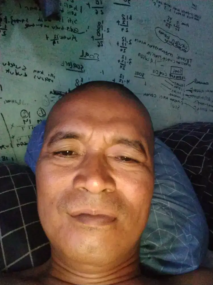 saya mau carik kerjahan supir  sim saya B1 polos