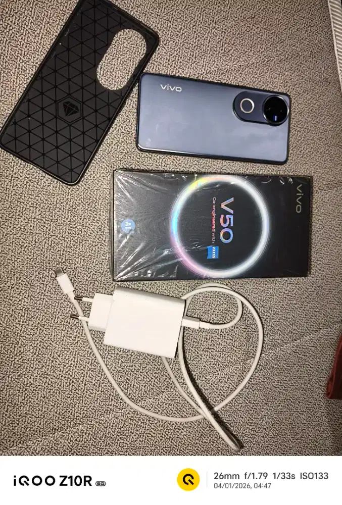 Vivo v50 12/512
