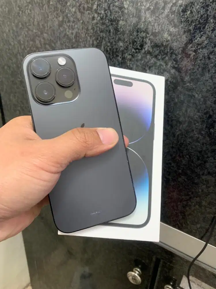 Iphone 14 pro 512gb hitam iBox lengkap