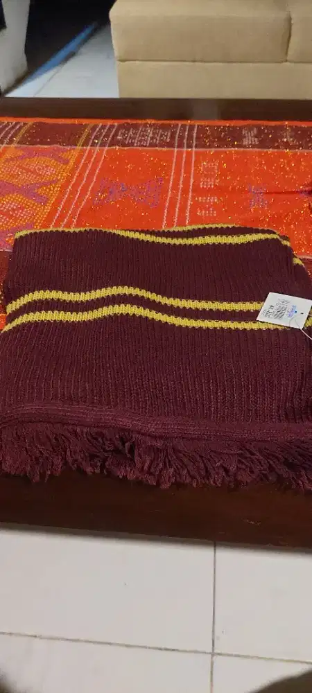 Syal Gryffindor Universal Studio Japan