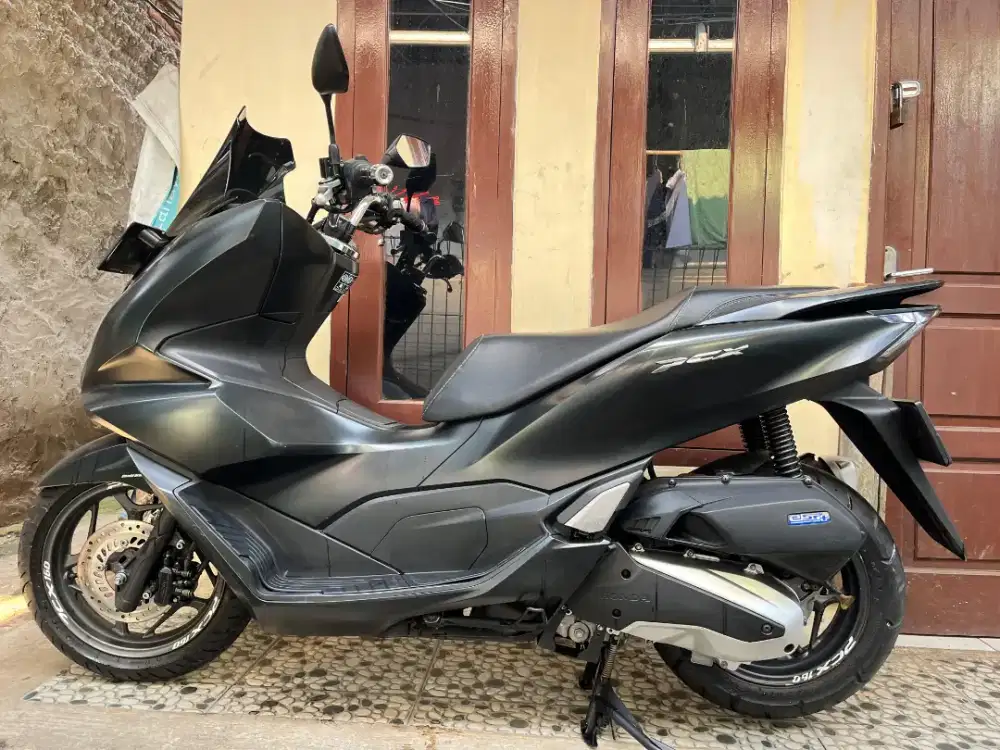HONDA PCX 160CC TAHUN 2022 MOTOR GRESS SS LNGKP ASLI