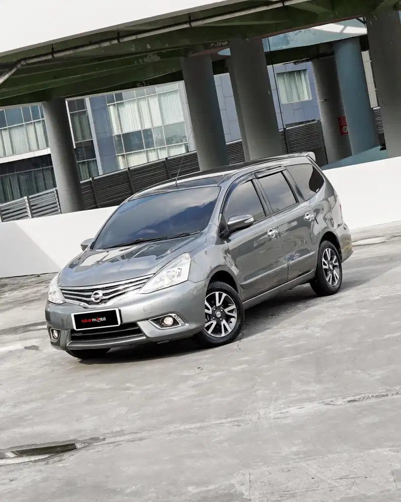 Nissan Grand Livina XV Matic 2018 abu abu