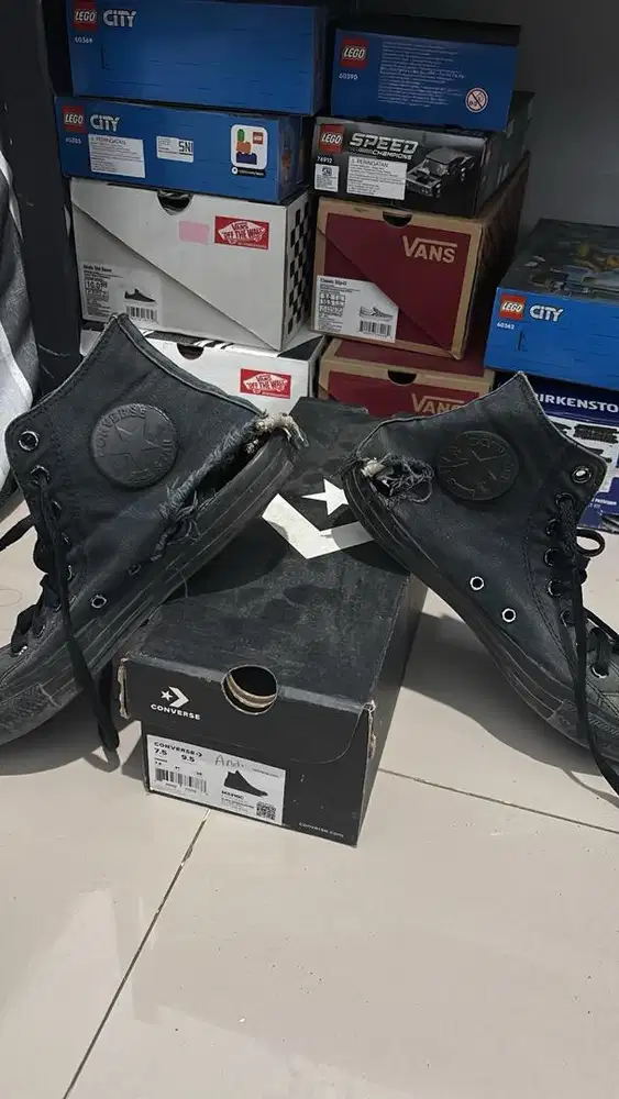 Sepatu bekas Converse sama nike semuanya take all