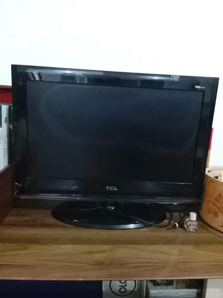 Tv led datar /kondisi mati