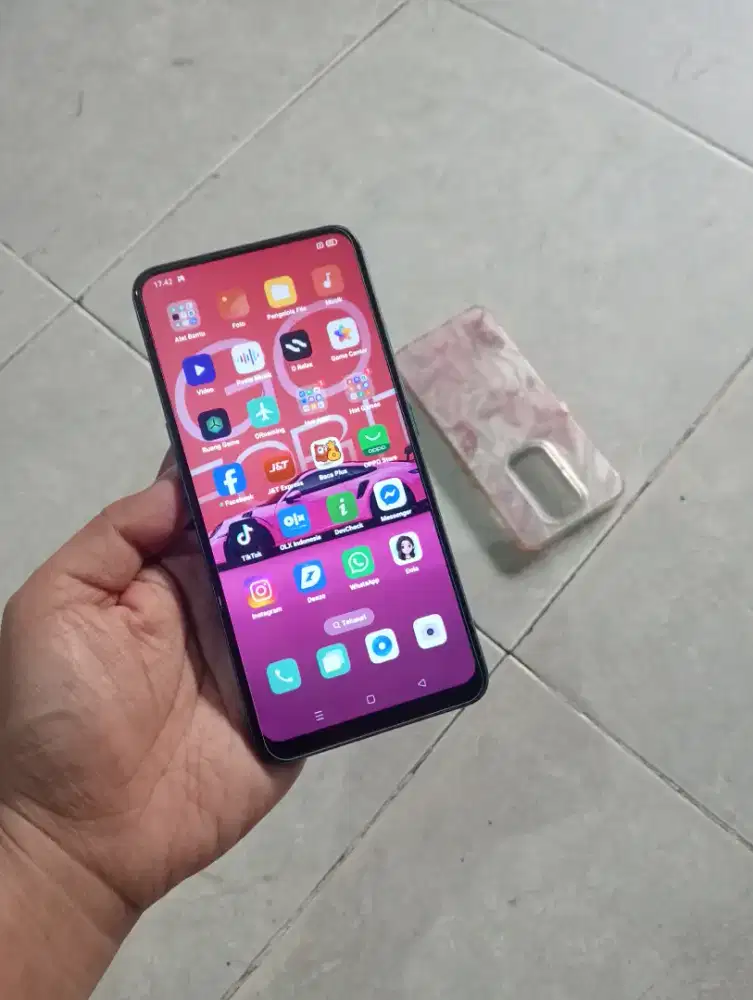 Oppo F11 Pro (Pop Up Camera)