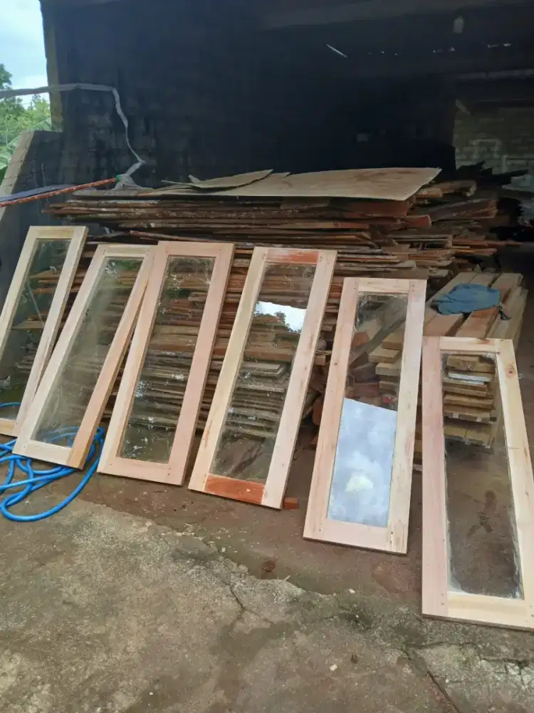 Jendela kca dan kusen