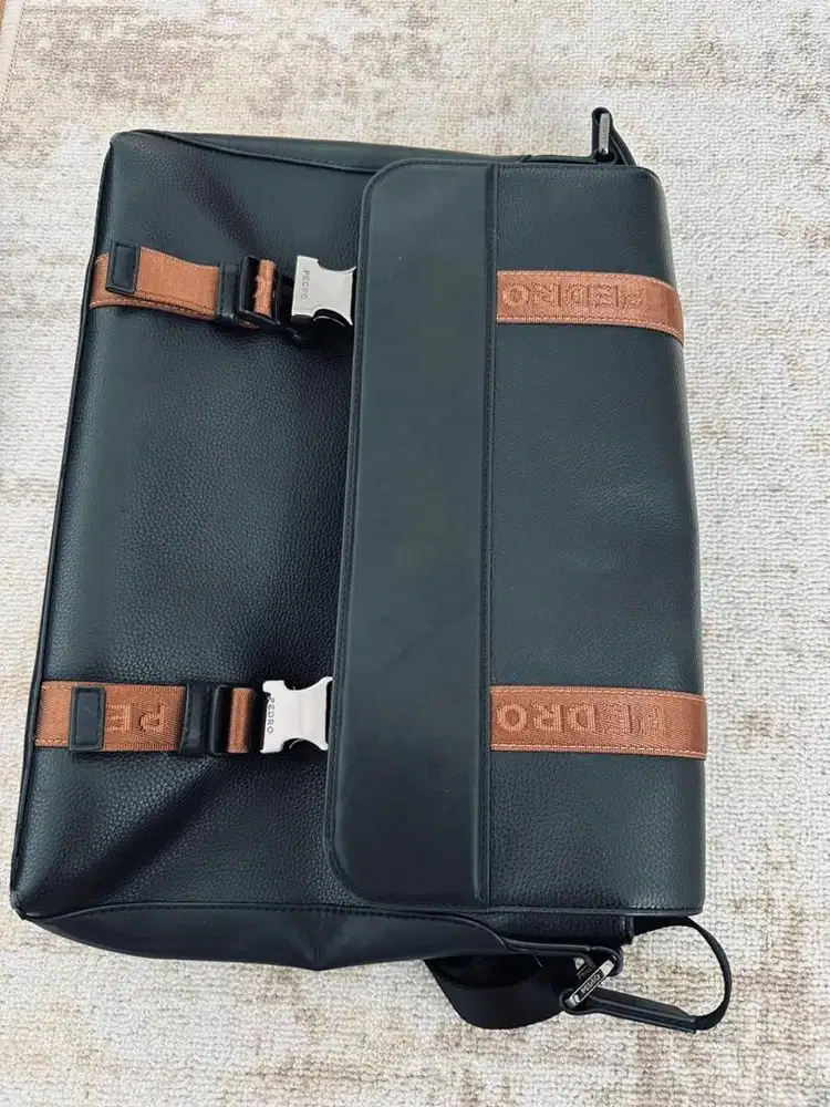 Tas Pedro baru pakai 2 kali