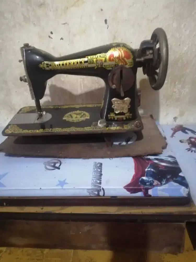 Mesin Jahit Jadul, Butterfly