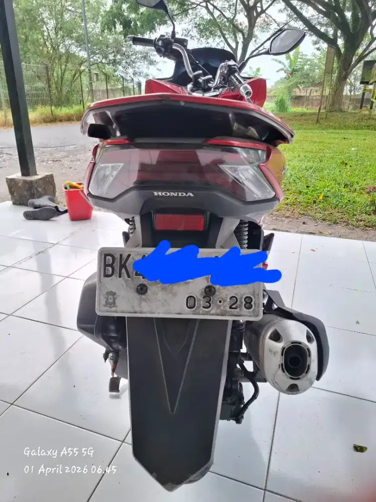 Honda PCX 160 Merah
