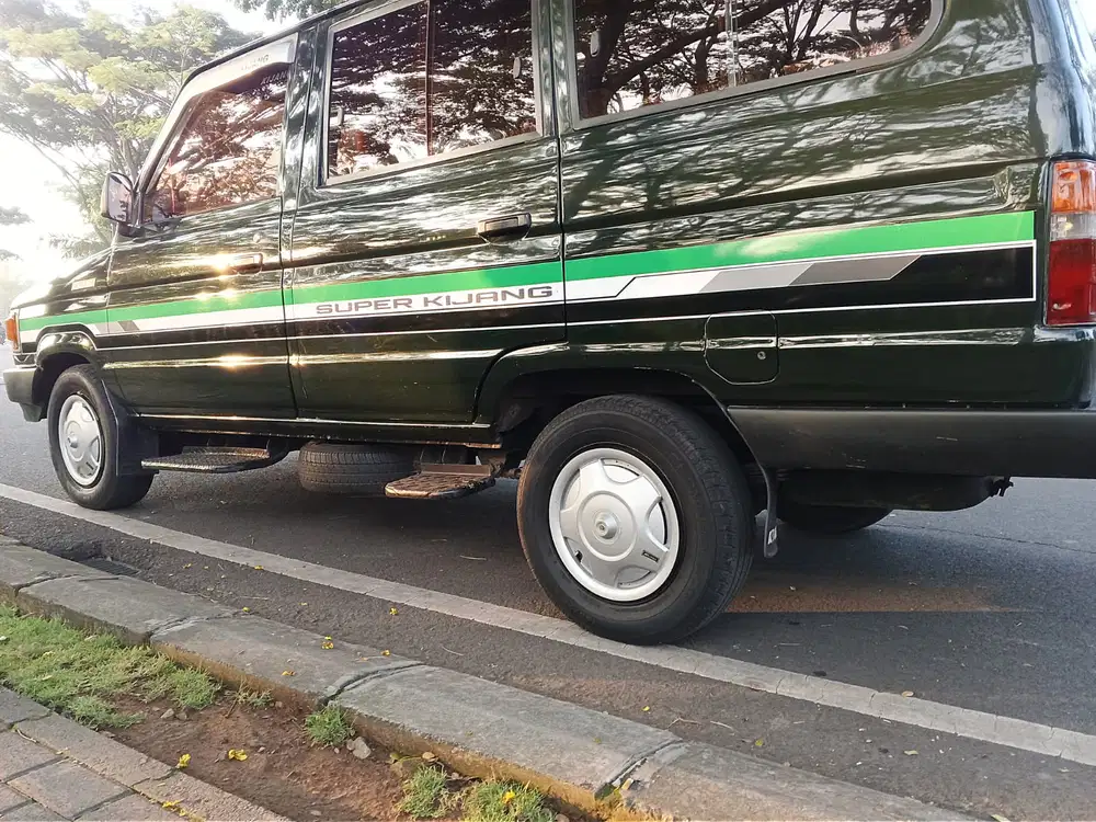 Toyota Kijang 1989 Bensin